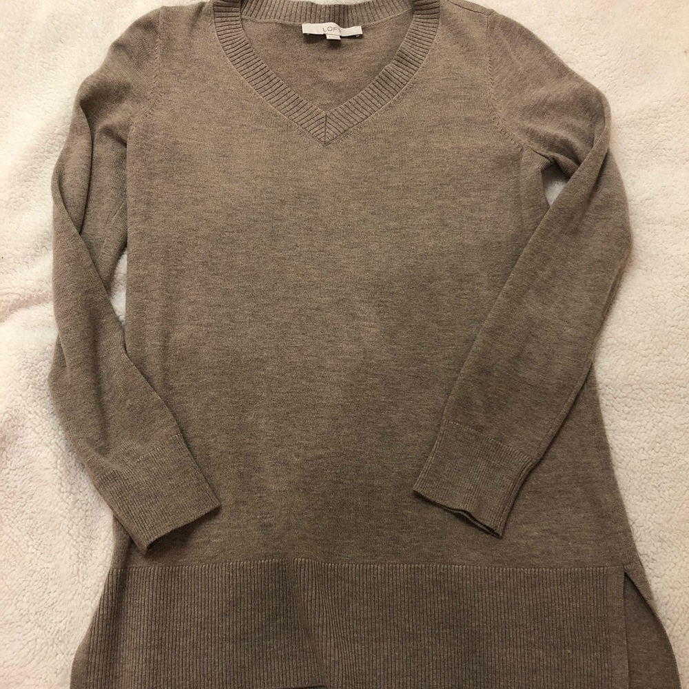 V-neck tunic sweater